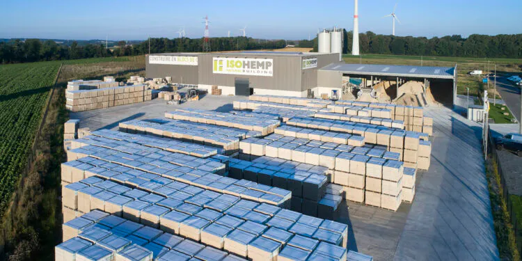 Innovating Sustainable Construction with Hempcrete Blocks