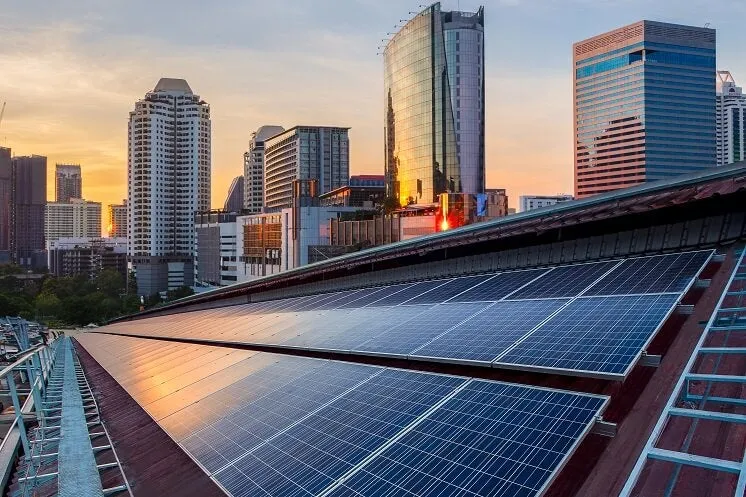 8 Ways Businesses Can Save Energy and Reduce Their Carbon Footprint