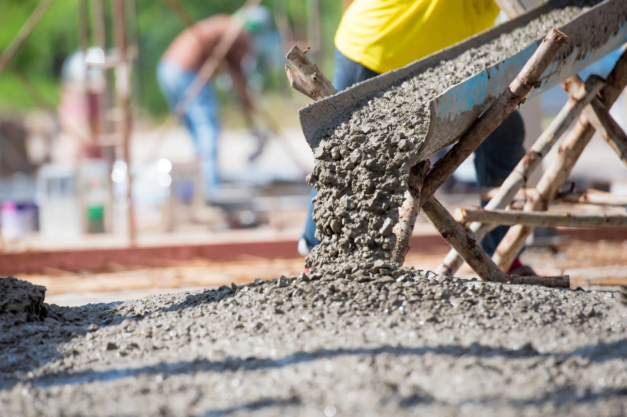 Decarbonizing Roads: A Carbon-Negative Infrastructure Solution