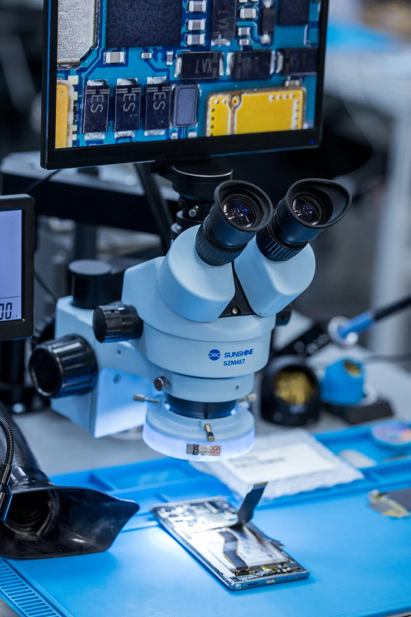 Extending Device Lifecycles: Circular Tech Solutions from Ireland